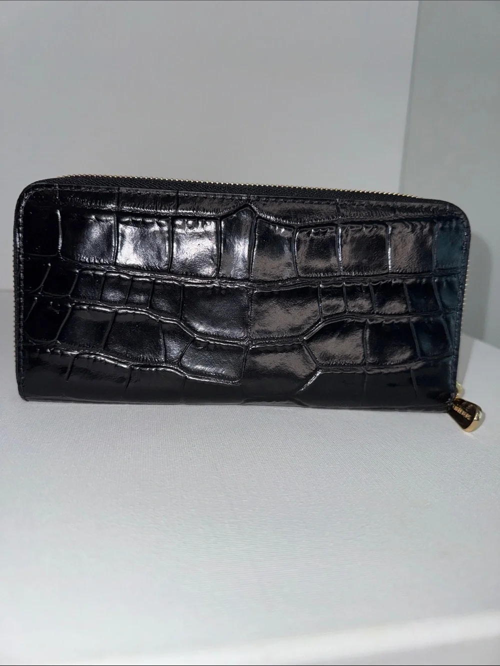 Michael Kors Black Croc-Embossed Jet Set Continental Zip Wallet